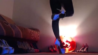 Late nigh playing in leggings on webcam free chat