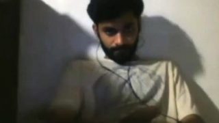 Indian Guy Jerking