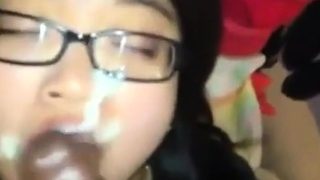 Chinese girl sucking and facial from bbc