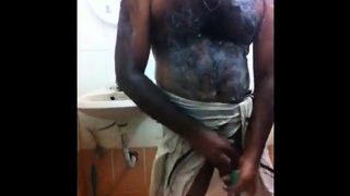 Str8 indian daddy shower time